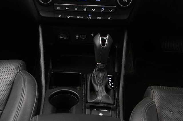 Hyundai TUCSON 1.6 TGDi 177 Premium 5dr 2WD DCT Red