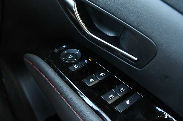 Hyundai TUCSON 1.6T Hybrid N Line S 5dr Auto White