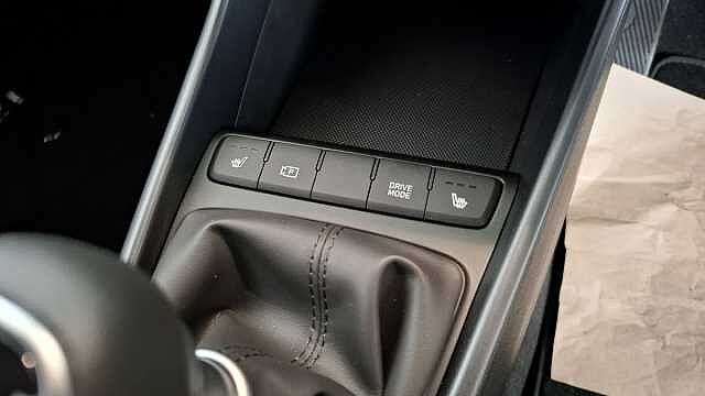 Hyundai i20 1.0T GDi 90 Black Line 5dr