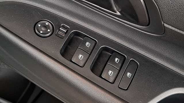 Hyundai i20 1.0T GDi 90 Black Line 5dr