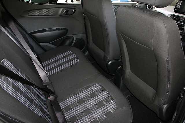 Hyundai I10 1.2 [79] Premium 5dr Auto [Nav] Lumen Grey