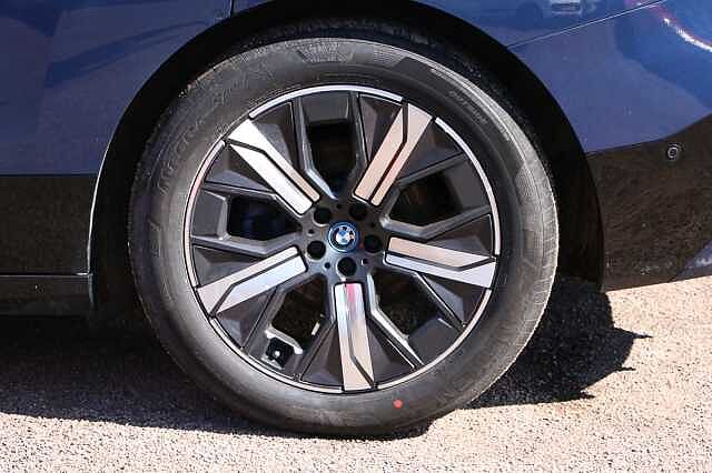 BMW Ix 240kW xDrive40 M Sport Edition 76.6kWh 5dr Auto