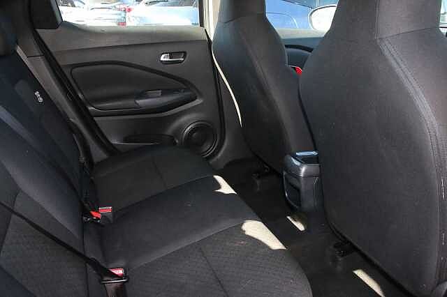 Nissan Juke 1.0 DiG-T 114 Acenta 5dr DCT