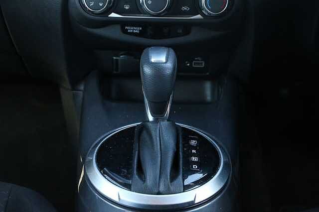 Nissan Juke 1.0 DiG-T 114 Acenta 5dr DCT