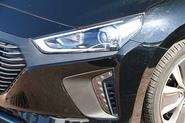 Hyundai IONIQ 1.6 GDi Hybrid Premium SE 5dr DCT Black