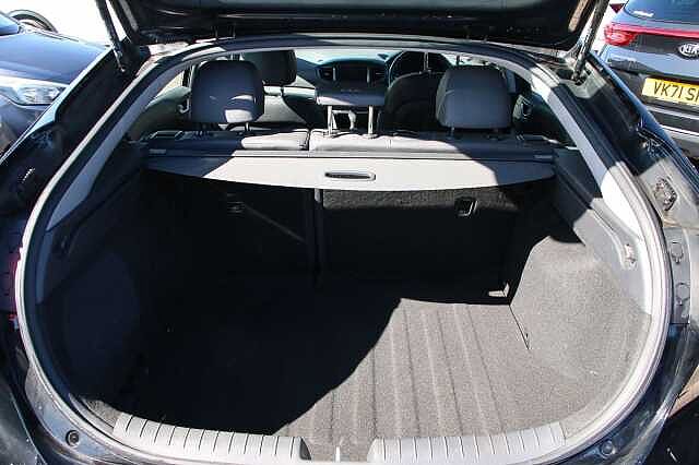 Hyundai IONIQ 1.6 GDi Hybrid Premium SE 5dr DCT Black
