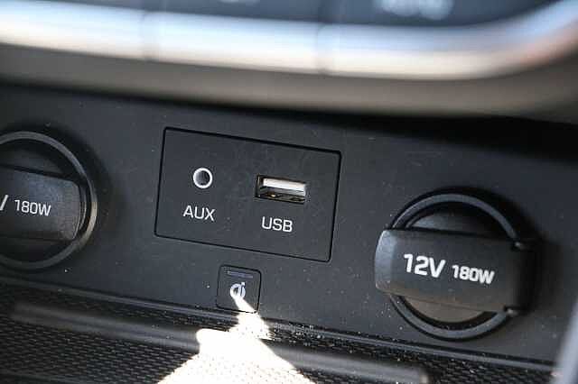 Hyundai IONIQ 1.6 GDi Hybrid Premium SE 5dr DCT Black