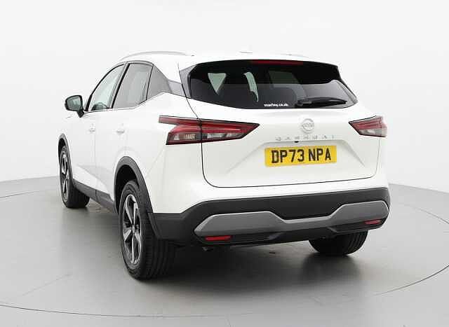 Nissan Qashqai 1.3 DiG-T MH N-Connecta 5dr