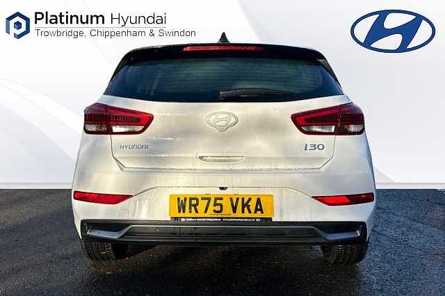 Hyundai i30 1.5T GDi 48v Hybrid Premium 5dr