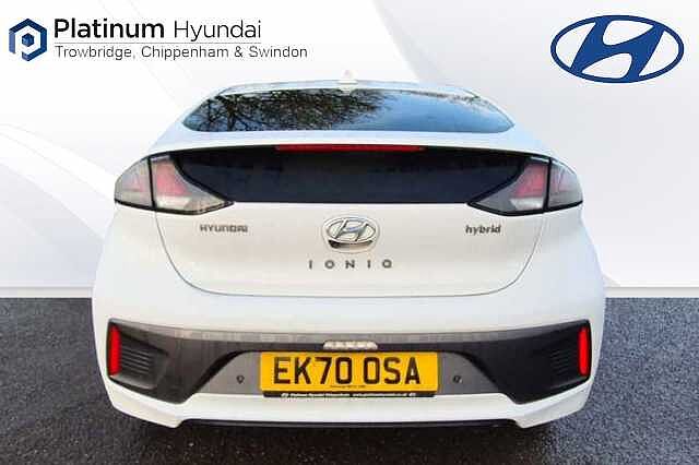 Hyundai IONIQ 1.6 GDi Hybrid Premium SE 5dr DCT White