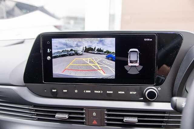 Hyundai BAYON 1.0 T-GDi (100ps) Premium 48 Volt MHEV DCT Phantom Black