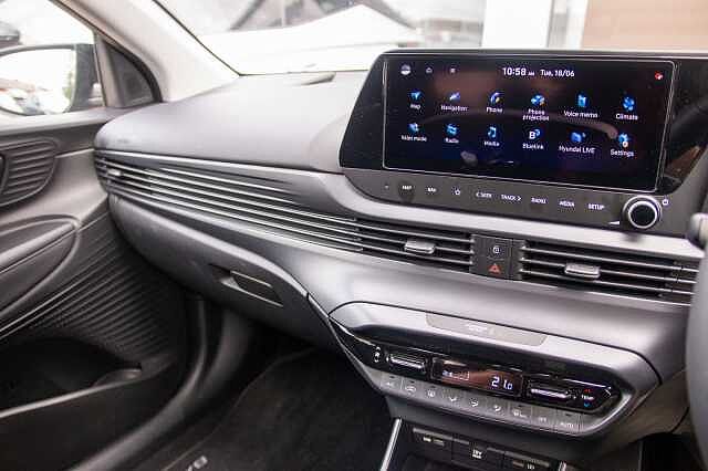 Hyundai BAYON 1.0 T-GDi (100ps) Premium 48 Volt MHEV DCT