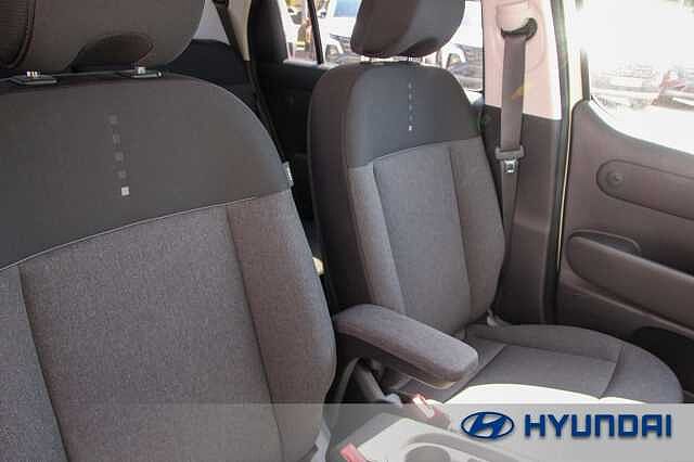Hyundai INSTER 85kW 02 49kWh 5dr Auto Buttercream Yellow