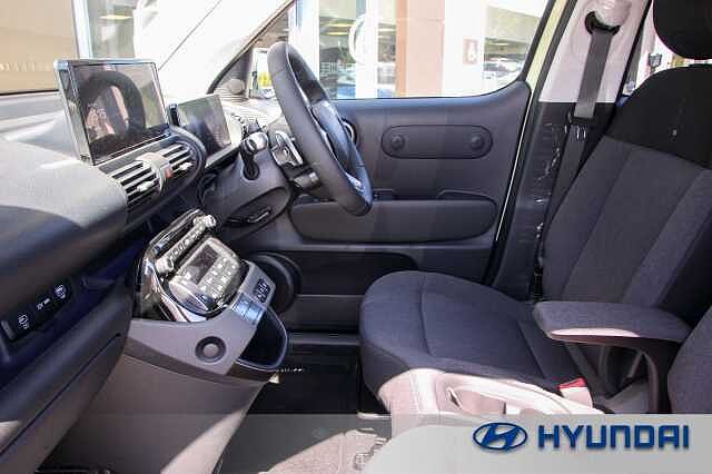Hyundai INSTER 85kW 02 49kWh 5dr Auto Buttercream Yellow