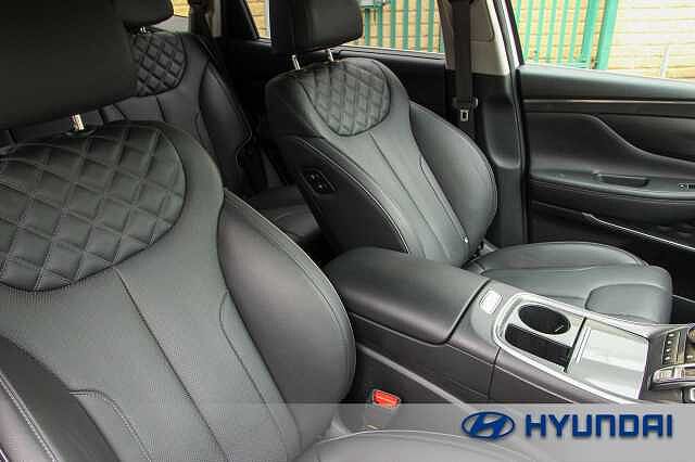 Hyundai SANTA FE 1.6 TGDi Hybrid Ultimate 5dr 4WD Auto