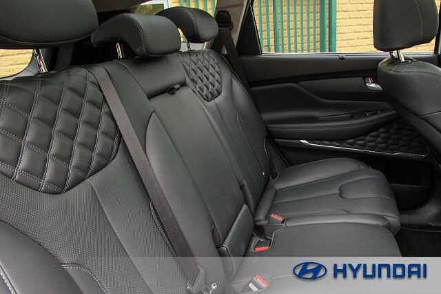 Hyundai SANTA FE 1.6 TGDi Hybrid Ultimate 5dr 4WD Auto