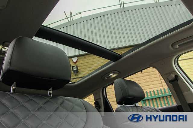 Hyundai SANTA FE 1.6 TGDi Hybrid Ultimate 5dr 4WD Auto
