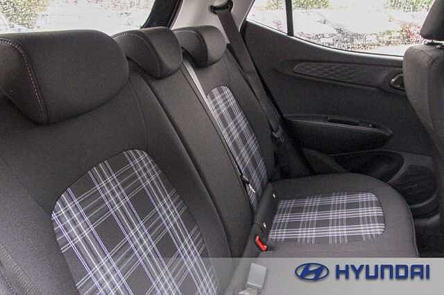 Hyundai i10 1.0 [63] Premium 5dr Auto [Nav]