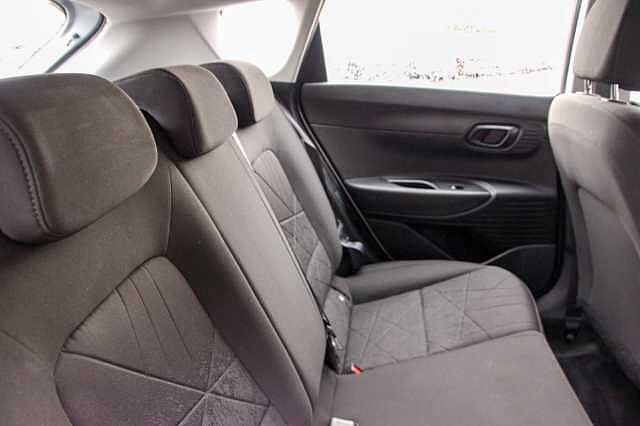 Hyundai BAYON 1.0 T-GDi 100ps SE Connect 48 Volt MHEV DCT