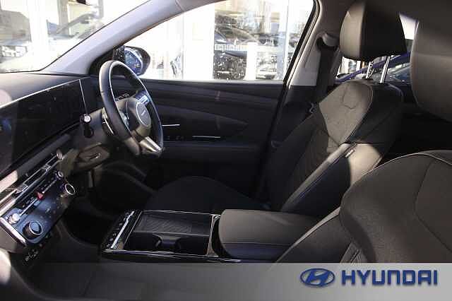 Hyundai TUCSON 1.6T Plug-in Hybrid Premium 5dr 4WD Auto