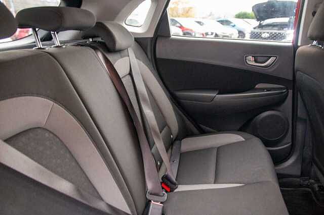 Hyundai KONA SUV 1.0 T-GDi (120ps) PLAY 2WD Pulse Red