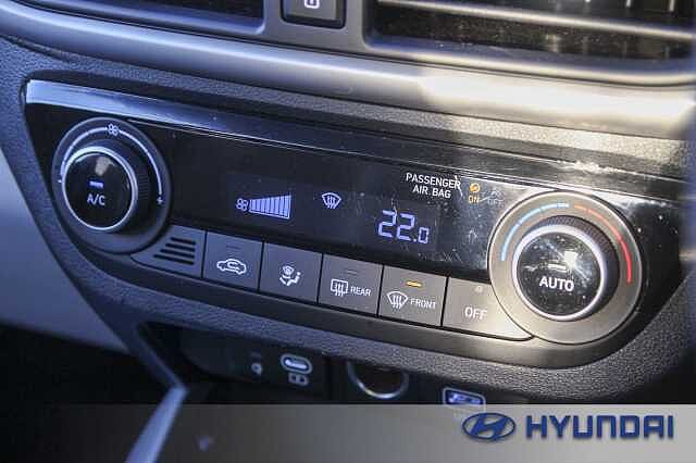 Hyundai I10 1.2 [79] Premium 5dr Auto [Nav] Mangrove Green