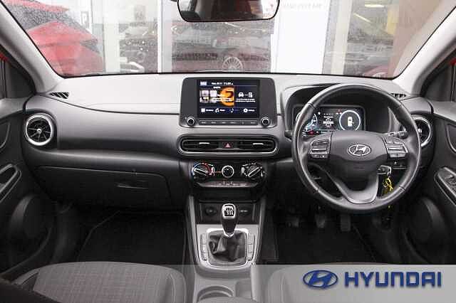 Hyundai KONA 1.0 TGDi 48V MHEV SE Connect 5dr Ignite Red