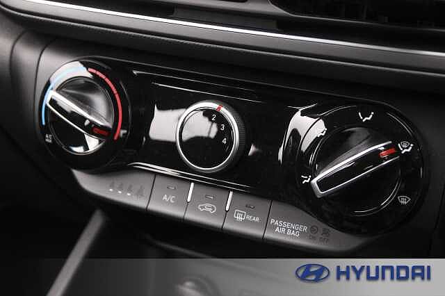 Hyundai KONA 1.0 TGDi 48V MHEV SE Connect 5dr Ignite Red