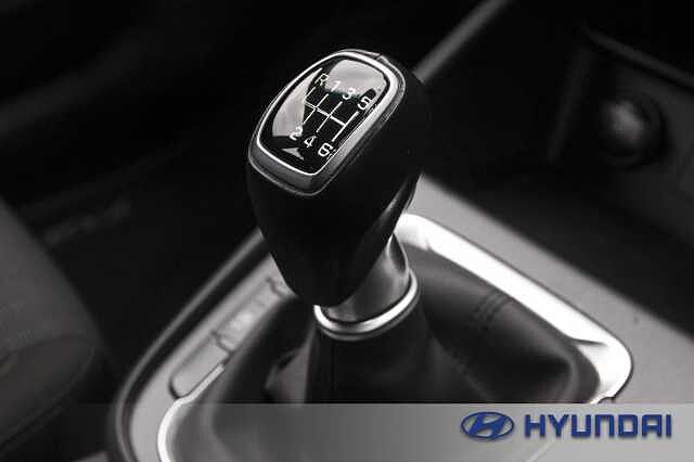 Hyundai KONA 1.0 TGDi 48V MHEV SE Connect 5dr Ignite Red