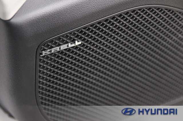 Hyundai TUCSON 1.6 TGDi Plug-in Hybrid Ultimate 5dr 4WD Auto Atlas White