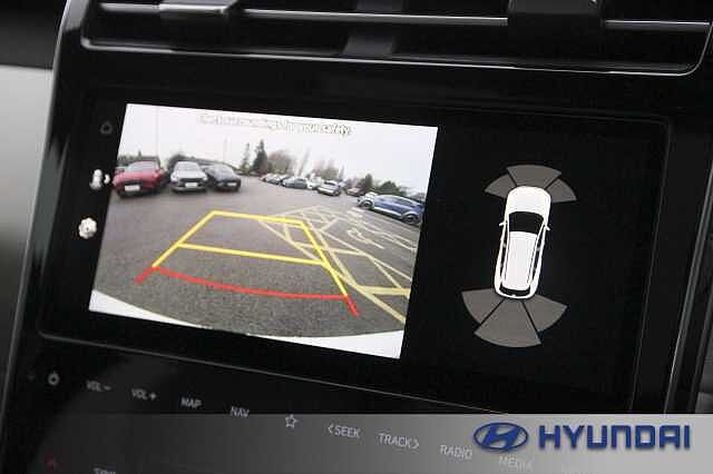 Hyundai TUCSON 1.6 TGDi Plug-in Hybrid Ultimate 5dr 4WD Auto Atlas White