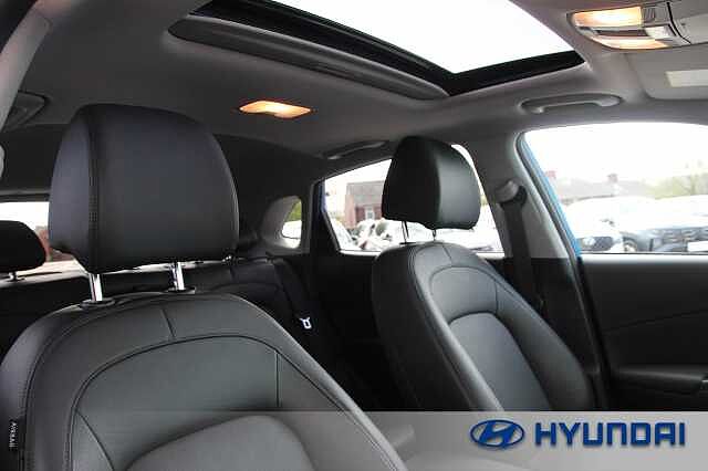 Hyundai KONA 1.6 GDi Hybrid Ultimate 5dr DCT