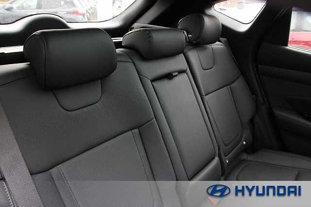 Hyundai TUCSON 1.6T Hybrid Ultimate 5dr Auto Shimmering Silver