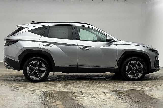 Hyundai TUCSON 1.6T Hybrid Premium 5dr Auto Shimmering Silver