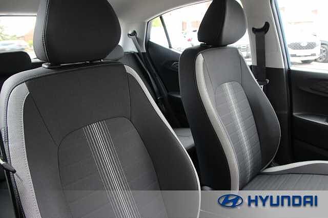 Hyundai i10 1.0 [63] Advance 5dr Auto [Nav]
