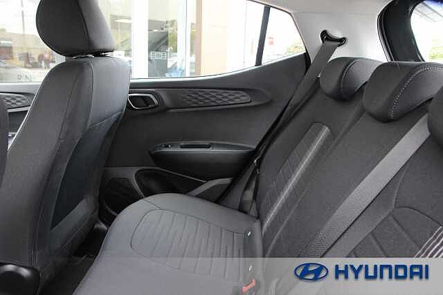 Hyundai i10 1.0 [63] Advance 5dr Auto [Nav]