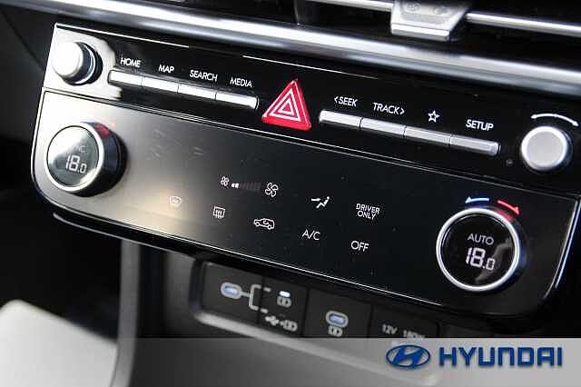 Hyundai TUCSON 1.6T Hybrid Advance 5dr Auto Shimmering Silver