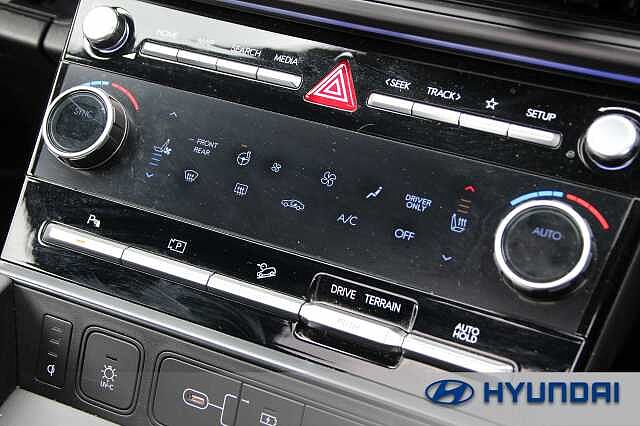 Hyundai SANTA FE 1.6 TGDi Hybrid Calligraphy 5dr 4WD Auto