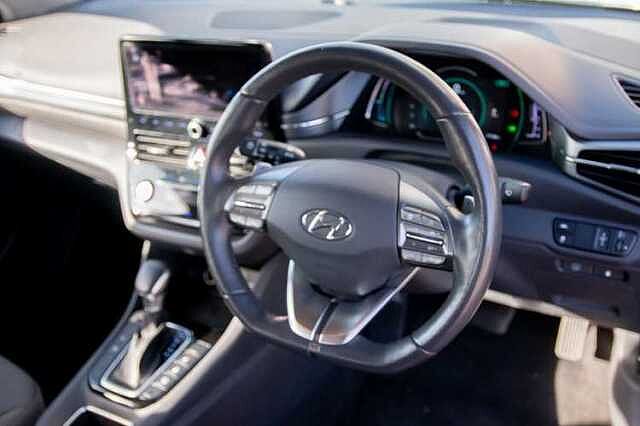 Hyundai IONIQ 1.6 GDi (105ps) Premium Hybrid DCT 5Dr Hatch