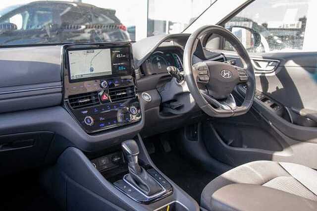 Hyundai IONIQ 1.6 GDi (105ps) Premium Hybrid DCT 5Dr Hatch