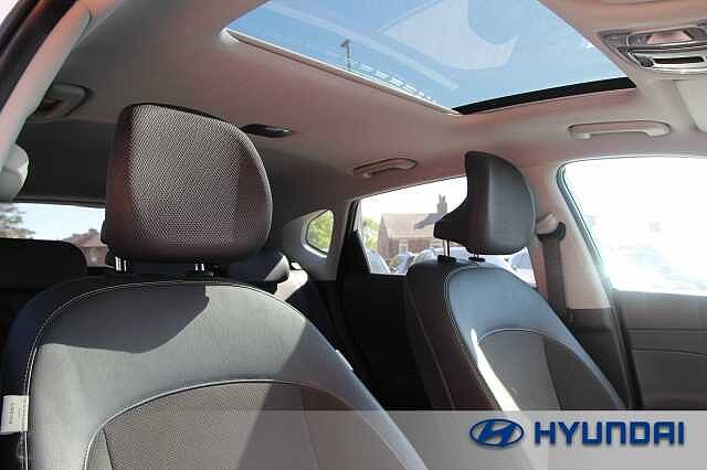 Hyundai KONA 160kW Ultimate 65kWh 5dr Auto Atlas White