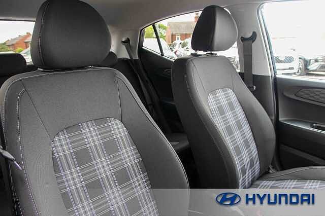 Hyundai i10 1.2 [79] Premium 5dr Auto [Nav]