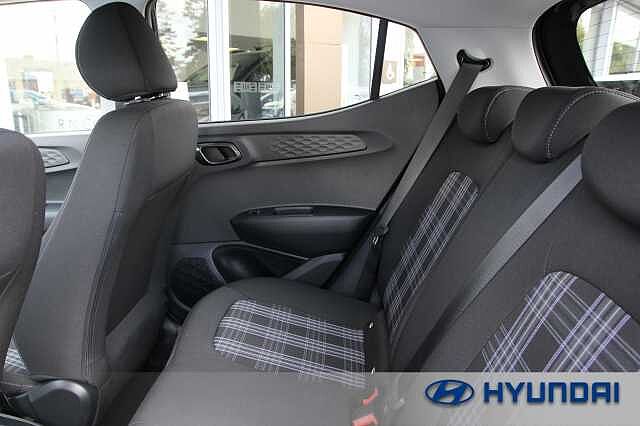Hyundai i10 1.2 [79] Premium 5dr Auto [Nav]