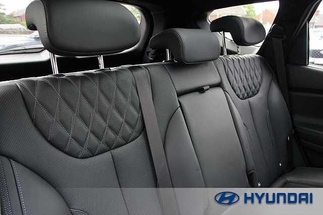 Hyundai SANTA FE 1.6 TGDi Hybrid Ultimate 5dr 4WD Auto