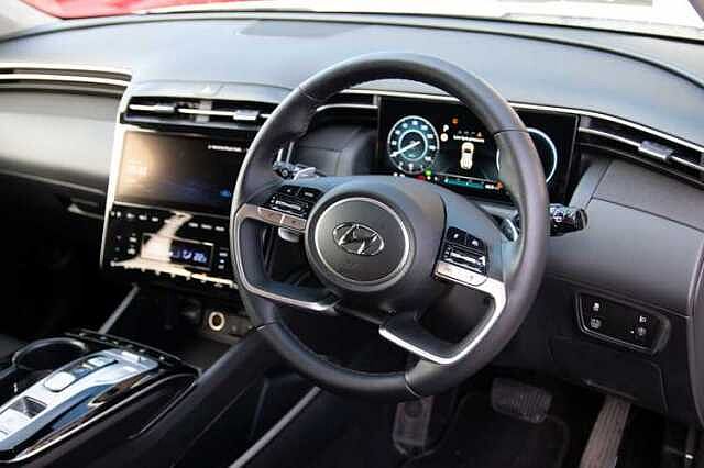 Hyundai TUCSON 1.6 TGDi Hybrid 230 Premium 5dr 2WD Auto Atlas White