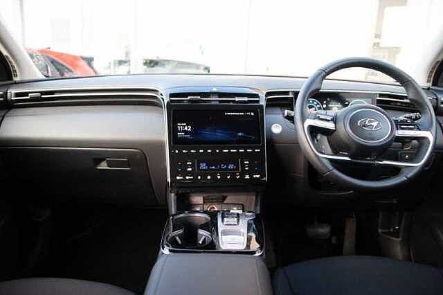 Hyundai TUCSON 1.6 TGDi Hybrid 230 Premium 5dr 2WD Auto Atlas White