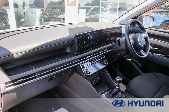 Hyundai TUCSON 1.6T Advance 5dr White