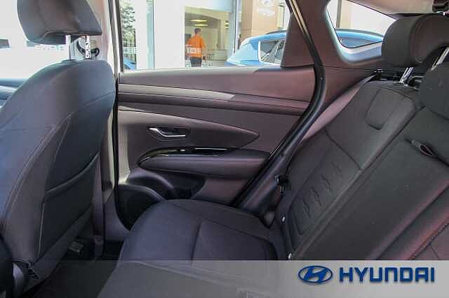 Hyundai TUCSON 1.6T Advance 5dr White