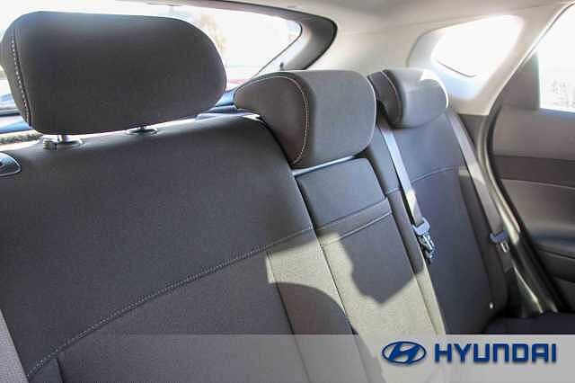 Hyundai KONA 115kW Advance 48kWh 5dr Auto