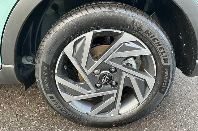 Hyundai BAYON 1.0 TGDi Advance 5dr Mangrove Green
